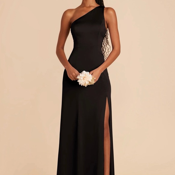 Chic One-Shoulder Black Evening Dress - Picture 3 of 8